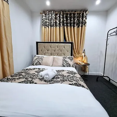 Apartmán *f1*gh* Setup For Your Relaxed & Amazing + Free Parking + Free Fast Wifi * *